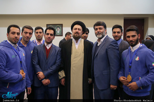 دیدارجمعی از اعضای کمیته مستقل پرثوا و پیشکسوتان با سید حسن خمینی