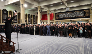 مراسم عزاداری شب تاسوعای حسینی (ع) در حسینیه امام خمینی