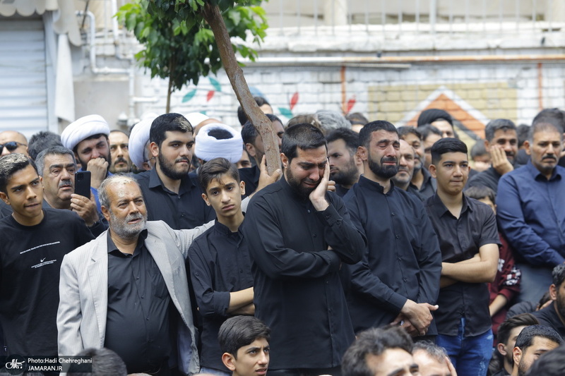دسته عزاداری روز شهادت امام جعفر صادق (ع) با حضور آیت الله العظمی وحید خراسانی
