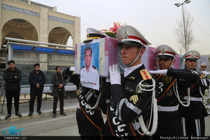 تشییع پیکر سه تن از شهدای نفتکش سانچی