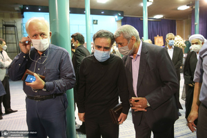 مراسم تشییع حجت الاسلام و المسلمین محتشمی پور در حسینیه جماران