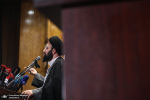 سخنرانی سید علی خمینی در دانشگاه تهران