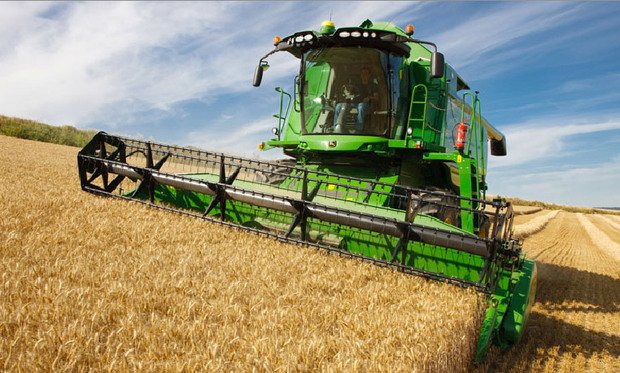 تولیدکنندگان ماشین آلات کشاورزی در قم حمایت می شوند