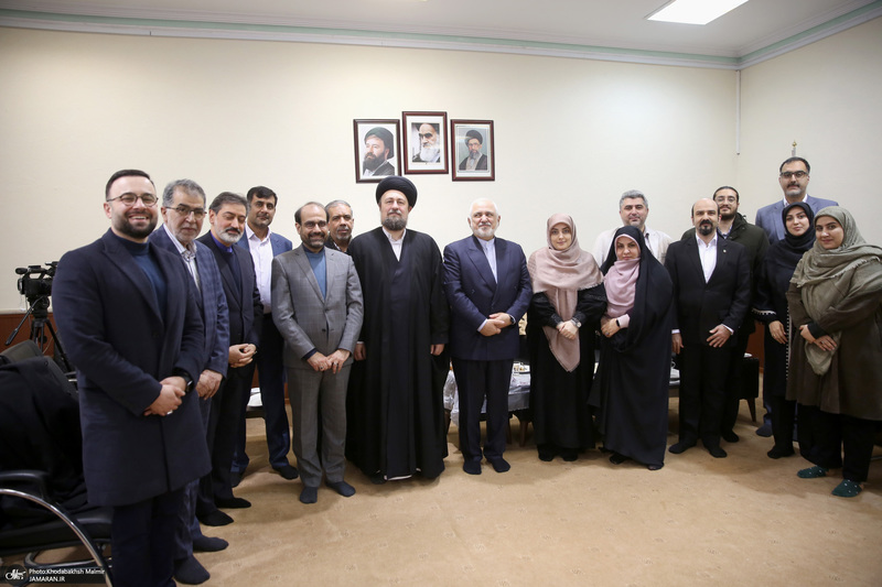 دیدار دکتر ظریف  معاون راهبردی رئیس جمهور و جمعی از مدیران با سید حسن خمینی