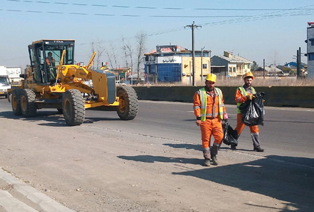 حریم راه های استان گلستان پاکسازی شد