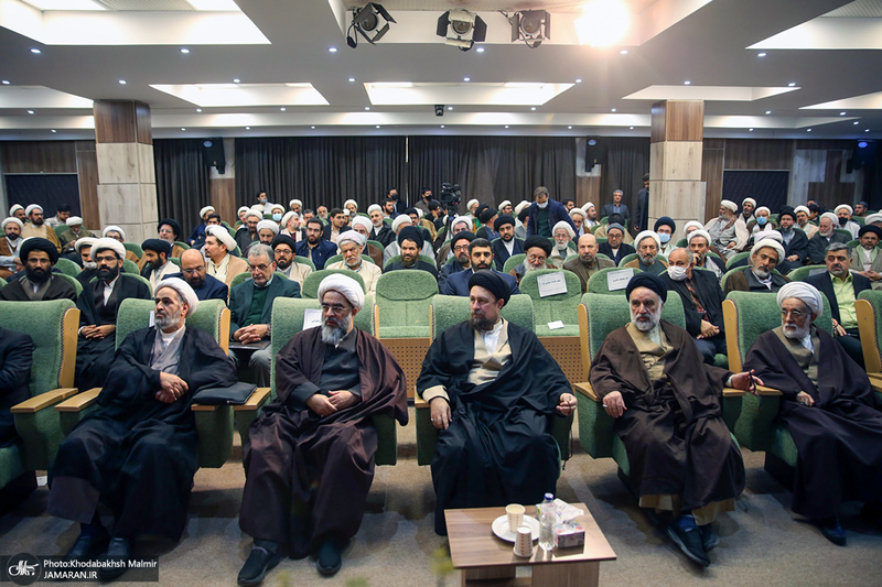 مراسم رونمایی از کتاب جدید سید حسن خمینی