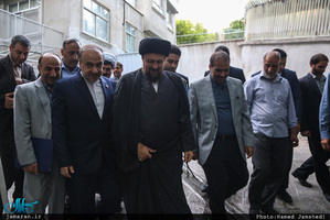 دیدار وزیر ورزش و جوانان و جمعی از ورزشکاران با سید حسن خمینی 