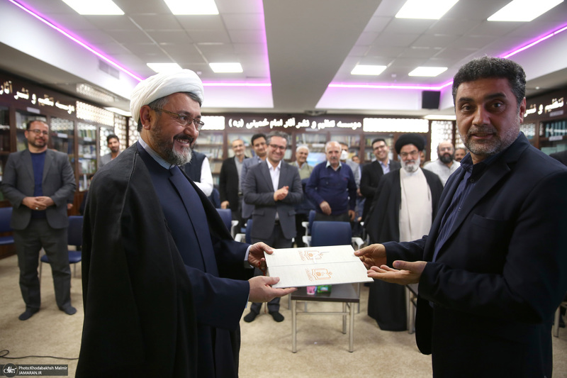 مراسم تقدیر از دست اندرکاران سومین هفته فرهنگی بر آستان آفتاب