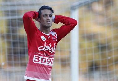  علیپور هنگام خروج از باشگاه پرسپولیس: انشاءالله مشکل حل می شود