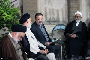 حضور شخصیت های حوزوی در منزل سید حسین خمینی