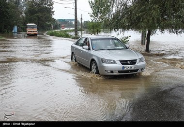 در تهران سیل آمده است؟