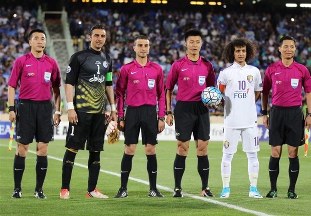 قضاوت داوران کره‌ای در دیدار العین - استقلال