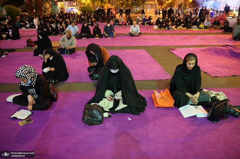 مراسم احیای شب بیست و یکم ماه رمضان در میدان فلسطین