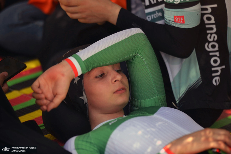 آخرین روز مسابقات دوچرخه سواری قهرمانی کشور جاده بانوان در حرم مطهر امام خمینی(س)