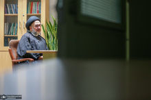ابطحی: حاج احمد آقا به مرحوم خلخالی گفت اگر دوباره به آقای خامنه‌ای کنایه زدی، دیگر به بیت امام نیا!
