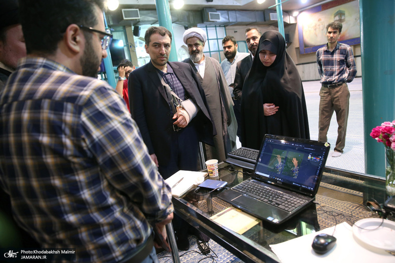 بازدید سیدحسن خمینی از  کارگاه طراحی زندگی سیاسی و عرفانی امام خمینی (ره) در حسینیه جماران