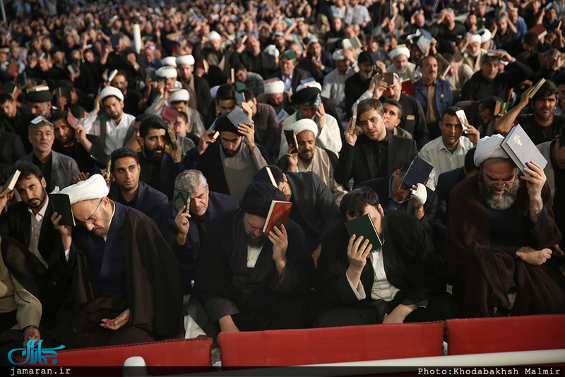 مراسم احیاء شب بیست و یکم ماه مبارک رمضان درحرم مطهر امام خمینی (س) /2