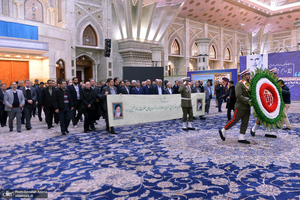 تجدید میثاق رئیس، معاونان و کارکنان ستاد فرمان اجرایی حضرت امام با آرمان های بنیانگذار جمهوری اسلامی