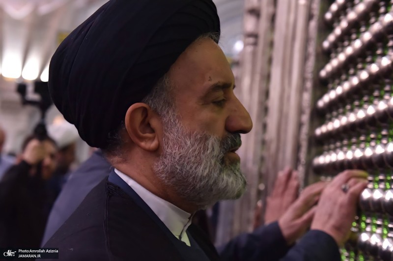 تجدید میثاق رئیس و جمعی از معاونین بنیاد شهید و امور ایثارگران با آرمان های امام خمینی (س)