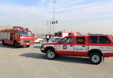 برخورد کامیون با پنج دستگاه خودرو در مشهد ۲ مصدوم داشت