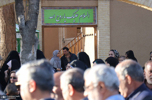 تجمع مردم خمین در حمایت از حمله موشکی و پهپادی به رژیم صهیونیستی