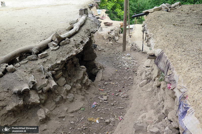 روستای محروم بیراهگان کوهرنگ 