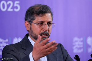 نشست خبری سعید خطیب زاده با موضوع مجمع گفتگوی تهران