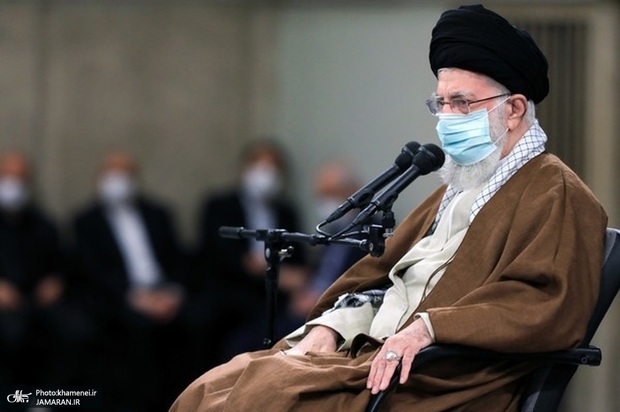 رهبر معظم انقلاب: مبارزه‌ی با فساد پیگیری می‌خواهد/ بیست سال پیش یک نوشته‌ی مشروحی در باب مبارزه‌ی با فساد دادم؛ اگر دولت‌های محترم و مسئولین محترم دنبال میکردند ما امروز وضع بهتری داشتیم بلاشک