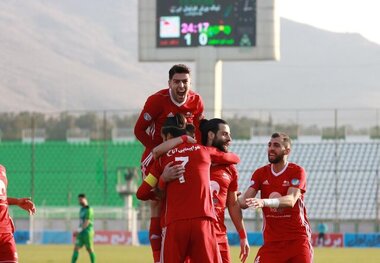 پیروزی تراکتور مقابل ذوب‌آهن با دبل عباس‌زاده/ پیکان از شکست پیروزی ساخت+ویدیو گل ها
