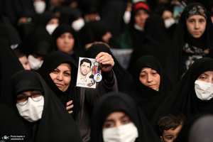 آخرین شب مراسم عزاداری حضرت فاطمه‌زهرا (س) در حسینیه امام خمینی