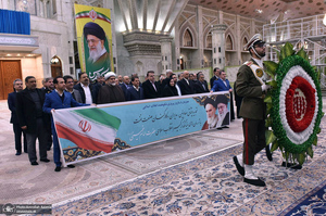 تجدید میثاق مدیران و کارکنان صنعت نفت با آرمان های امام خمینی (س)