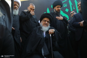 دسته عزاداری روز شهادت حضرت زهرا (س) با حضور آیت الله العظمی وحید خراسانی