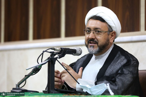 دیدار نوروزی و سخنرانی رئیس موسسه تنظیم و نشر آثار امام خمینی(س) در جمع کارکنان