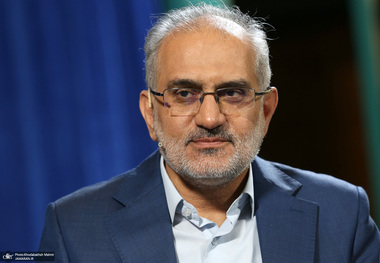 معاون امور مجلس دولت سیزدهم در گفتگو با «حضور» مطرح کرد: امام مرزبندی نمی‌کردند؛ همه باید با رعایت موازین شرعی در صحنه باشند/ ضعف بزرگ وقایع ۱۴۰۱ عدم اطلاع‌رسانی بهنگام بود/ تصمیم‌گیری قاطع و سریع از ویژگی‌های علی لاریجانی است