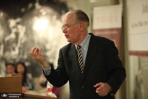 نظریه‌پرداز برجسته: سیاست آمریکا به اخلاق، قانون و جان انسان‌ها بی اعتنا است