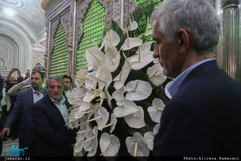 تجدید میثاق شهردار تهران و اعضای شورای شهر با آرمان های امام(س)