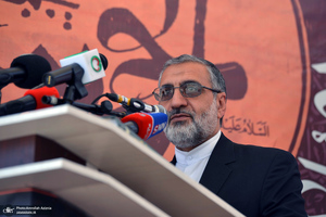 بدرقه 22 هزار امدادگر هلال احمر از جوار حرم امام خمینی (س)