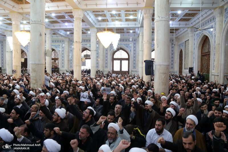 اجتماع طلاب در محکوم کردن اقدام تروریستی دولت آمریکا در به شهادت حاج قاسم سلیمانی