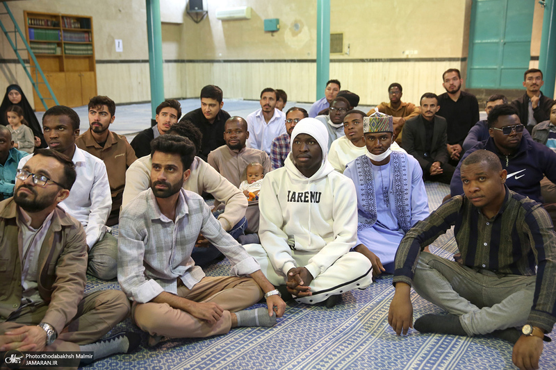 بازدید جمعی از دانشجویان دانشگاه جامعه المصطفی از جماران