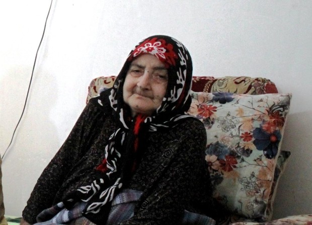 مادر شهیدان  عباس و صادق امیدی به دیدار حق شتافت
