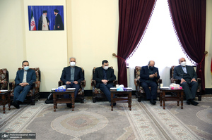 تجدید میثاق وزیر و معاونین وزارت امور خارجه با آرمان های امام خمینی (س)