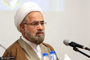 نشست علمی «بازخوانی نامه حضرت امام خمینی(س) به گورباچف»