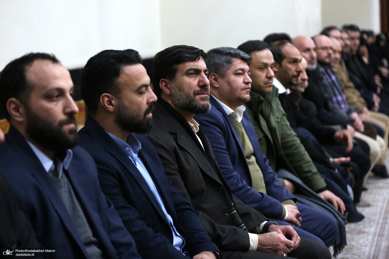 دیدار با رئیس و جمعی از کارکنان بنیاد مستضعفان با سیدحسن خمینی