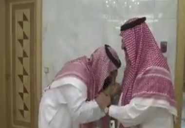 عکس/ بیعت بن نایف با بن سلمان