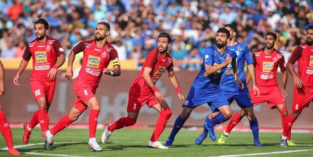 پرسپولیس در صدر تیم‌های ایرانی/ استقلال سقوط کرد