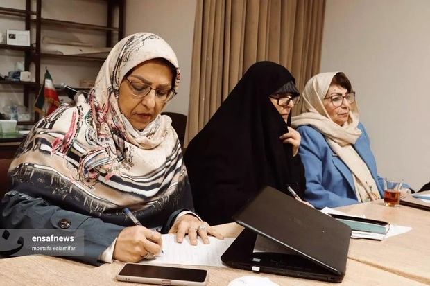 سه کارشناس قرآن: خوانشِ مردانه و یک‌طرفه‌ از قرآن مجوز چندهمسری نیست/ قرآن از مردان می‌خواهد که برای شهوت‌رانی دچار تعدد زوجات نشوند/ تعدد زوجات امر واجب نیست/ یکی از امتحانات بزرگ آقایان رعایت عدالت است و هرکسی نمی‌تواند آن را برقرار کند