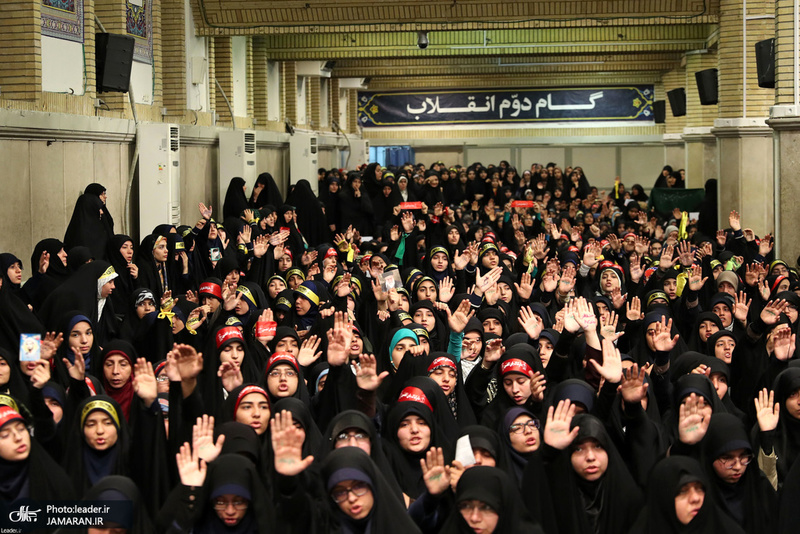 دیدار هزاران نفر از دانشجویان و دانش‌آموزان با رهبر معظم انقلاب