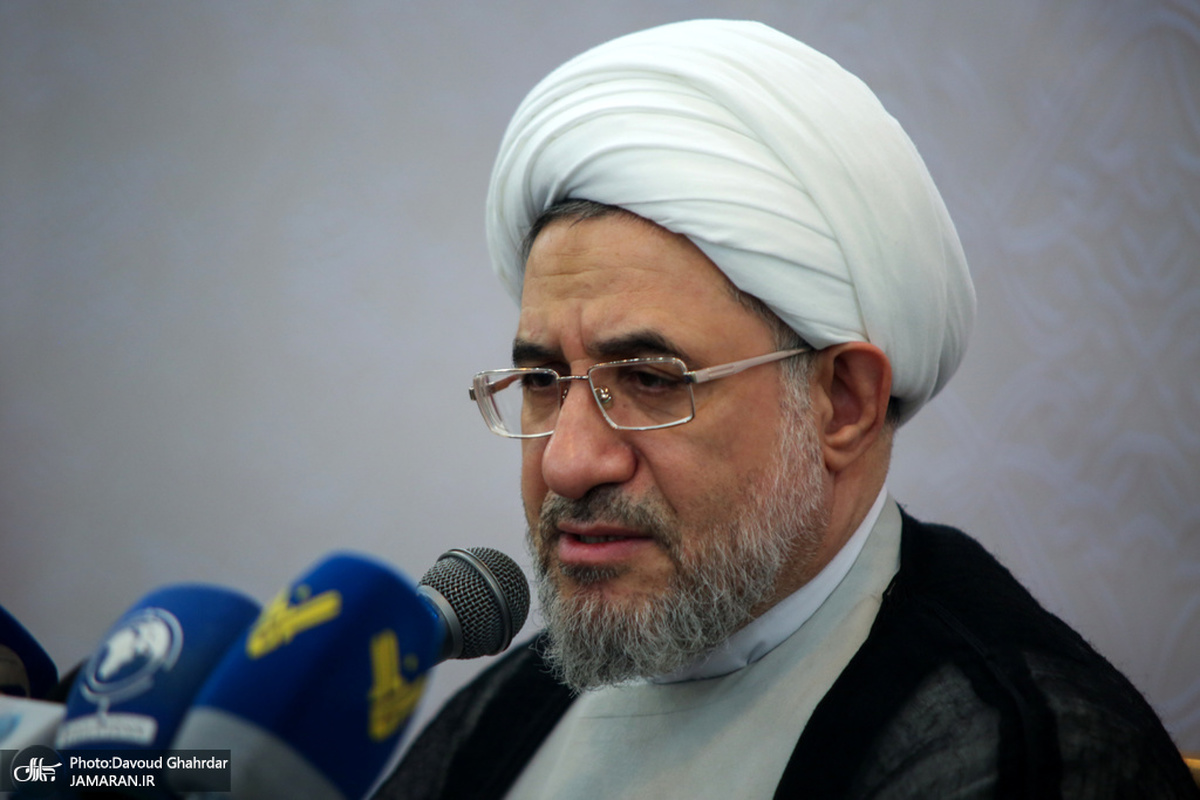 اراکی، عضو خبرگان: کجای دنیا آزادی که در ایران است وجود دارد؟ اگر چین و روسیه در مقابل آمریکا قد علم می‌کنند این را از ما آموختند