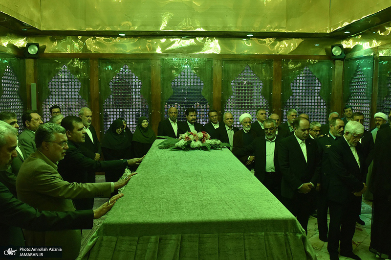 تجدید میثاق رئیس‌جمهور و اعضای دولت با آرمان‌های حضرت امام خمینی - 1