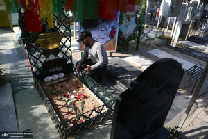 مراسم آخرین پنجشنبه سال در بهشت زهرا (س)